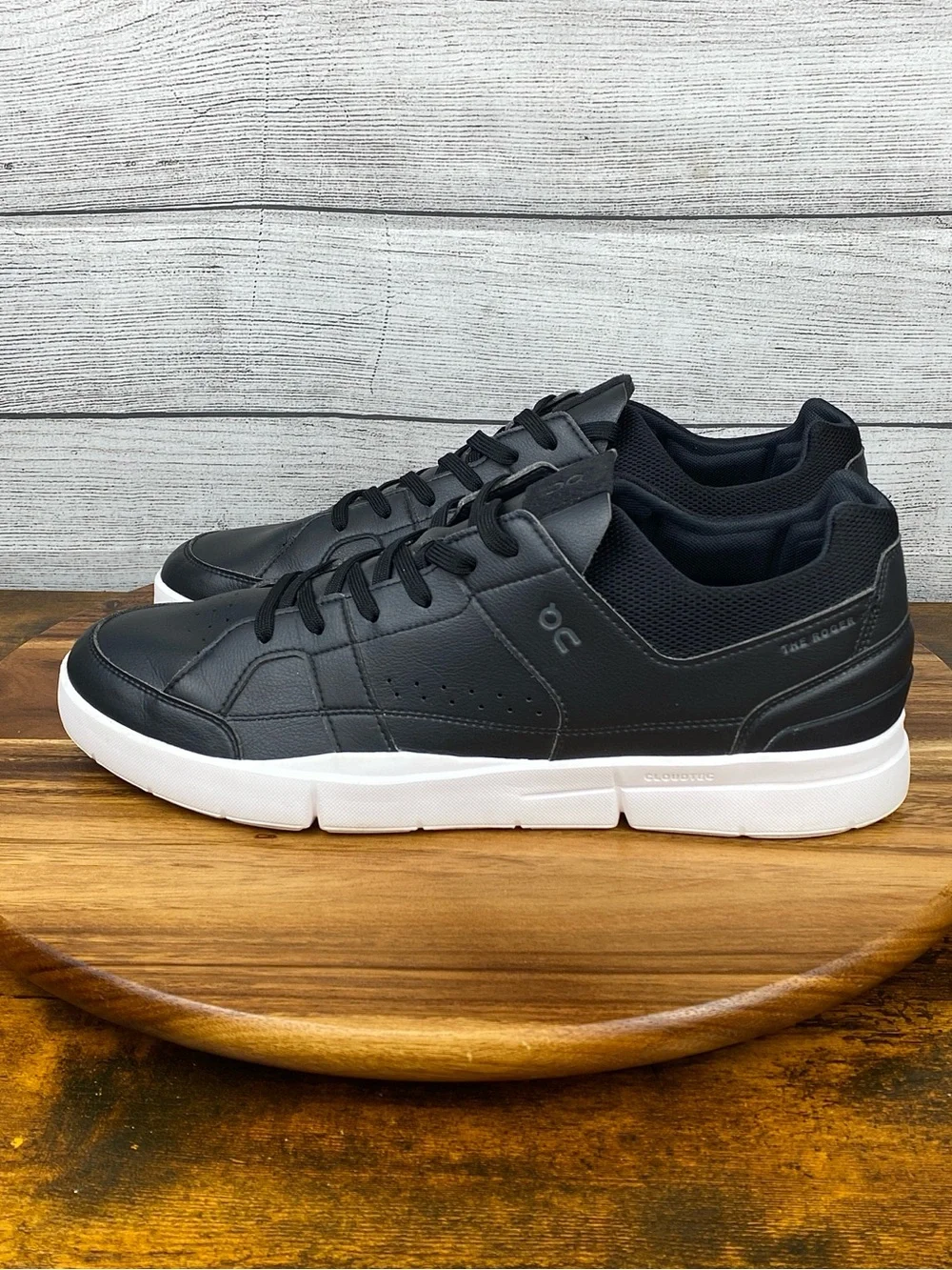 ON Running The ROGER Clubhouse Black White Tennis Shoe Men’s Sneaker Size 14
